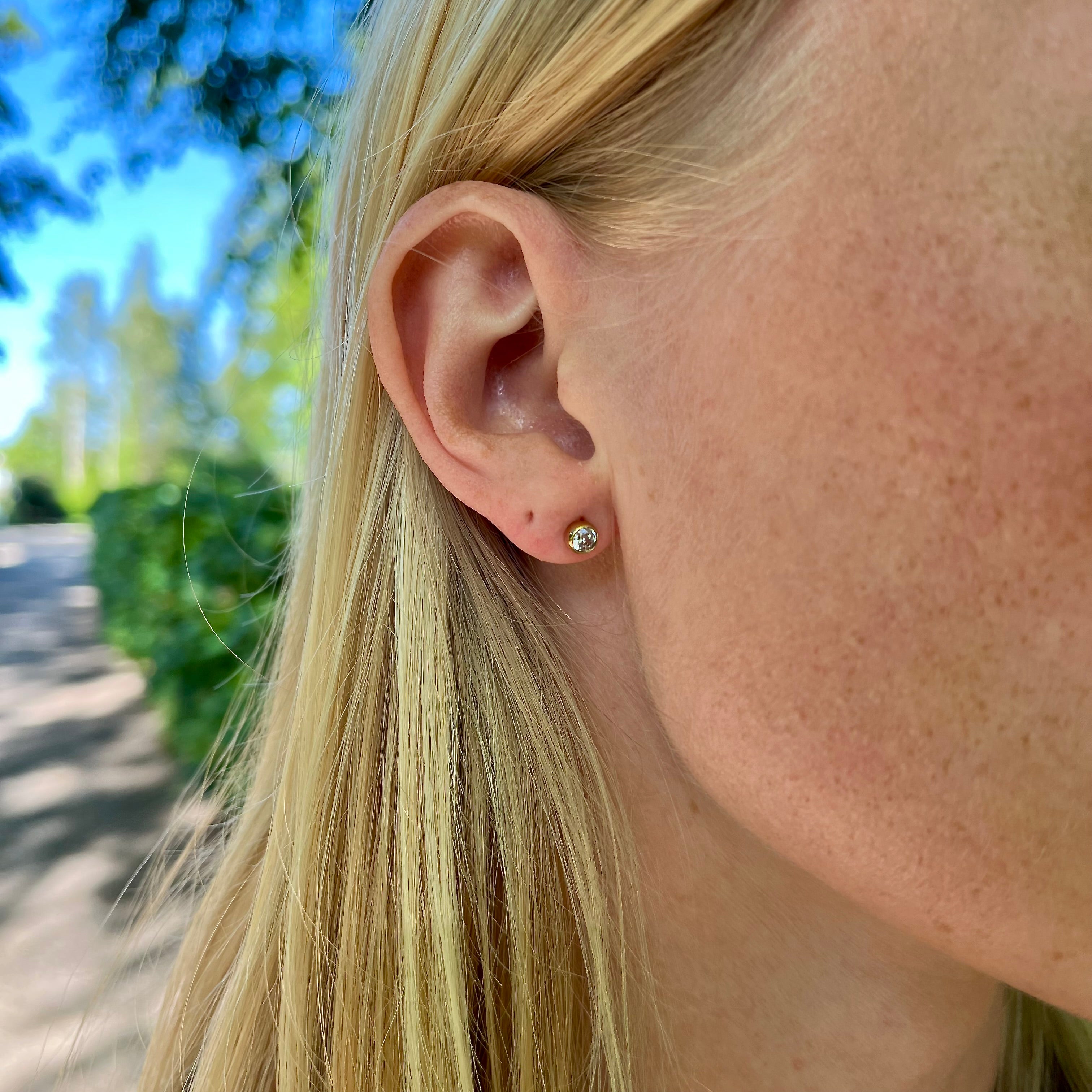 Crystal Studs Guldbelagt